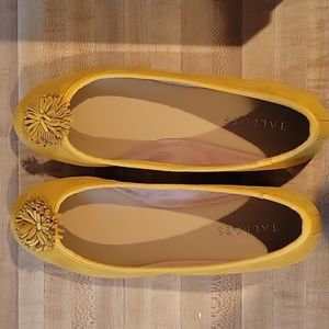 Talbots Penelope Pom Ballet Flats; Size 8.5; Color: Yellow.